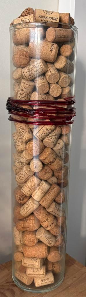 Vaas beschikbaar voor biedingen