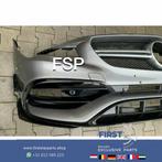 W117 CLA 45 FACELIFT AMG VOORBUMPER GRIJS COMPLEET + AMG GRI, Gebruikt, Voor, Mercedes-Benz, Ophalen of Verzenden