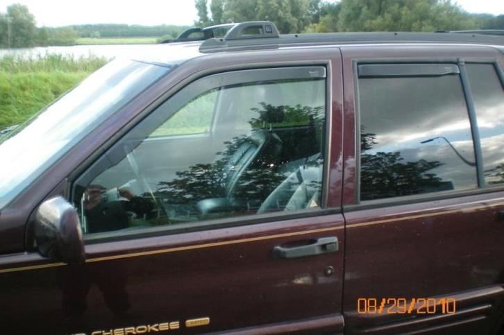 Zijwindschermen Jeep donker getinte raamspoilers oa Cherokee, Autos : Divers, Accessoires de voiture, Neuf, Enlèvement ou Envoi