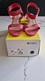 Roze damessandalen in nubuck. Maat 40, Kleding | Dames, Schoenen, Ophalen, Zo goed als nieuw, Roze