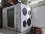 Elektrisch kookfornuis., Huis en Inrichting, Keuken | Keukenelementen, Ophalen, Gebruikt, 50 tot 100 cm, 50 tot 75 cm