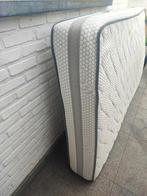 Matras 120x200, Huis en Inrichting, Slaapkamer | Matrassen en Bedbodems, Ophalen, Zo goed als nieuw, Matras