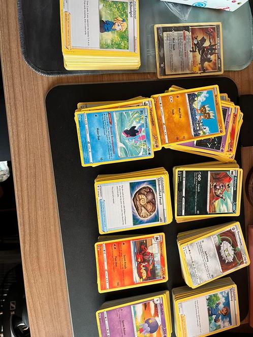 Gewone pokemonkaarten verschillende edities, Hobby & Loisirs créatifs, Jeux de cartes à collectionner | Pokémon, Neuf, Enlèvement ou Envoi
