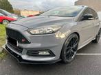 Ford focus st avec kit hiver, Autos, Focus, Achat, Euro 6, Noir