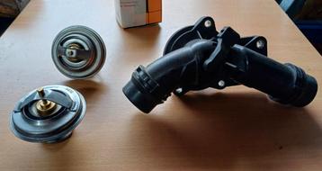 Bmw e36 328i thermostaat + huis beschikbaar voor biedingen