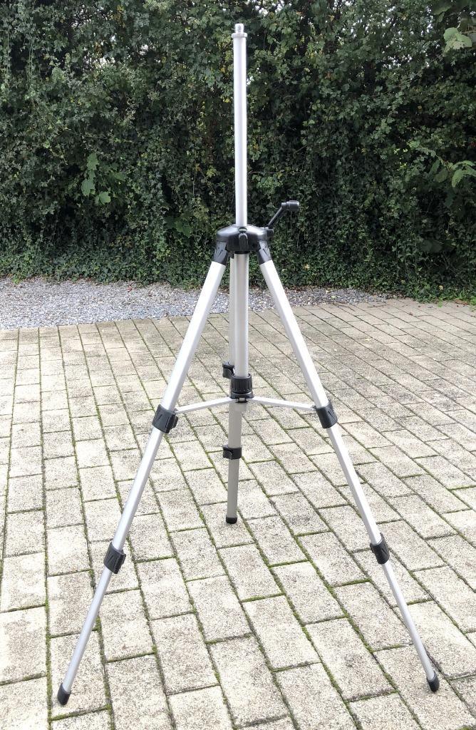 Trépied aluminium neuf pour appareil laser/niveau etc... 10€, Doe-het-zelf en Bouw, Meetapparatuur, Nieuw, Geluid, Ophalen