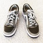 Mooie Suede T&T Heren Sneakers -s29 (Maat 42) € 35,-, Overige kleuren, Verzenden, Zo goed als nieuw, Sneakers