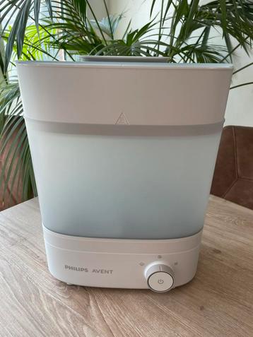 Philips Avent elektrische flessensterilisator & droger beschikbaar voor biedingen
