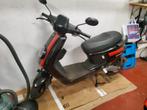 Niu sport scooter 50cc, Fietsen en Brommers, Ophalen, Elektrisch, NIU, 50 cc