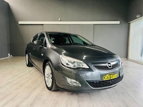 opel astra/Automaat/Navigatie/cruisecntrl/sensoren/Benzine, Auto's, Opel, Bedrijf, Astra, ABS, Airbags, Airconditioning, Bluetooth