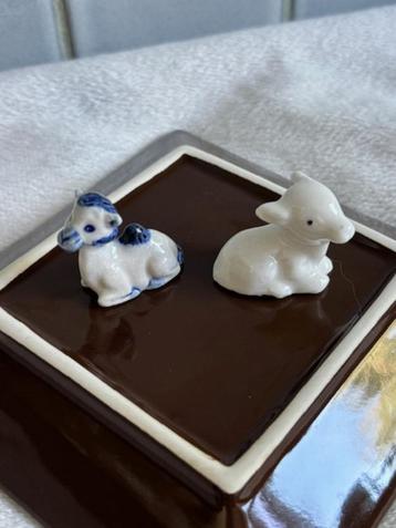Agneau & dromadaire miniatures pour vitrine ou étagère, Enlèvement, Neuf, Animal