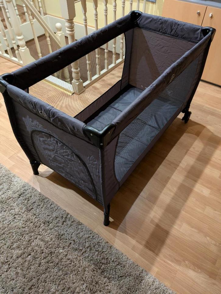 Reisbedje - Logeerbedje Qute incl. beddengoed., Kinderen en Baby's, Babywiegjes en Ledikanten, Zo goed als nieuw, Reisbedje, Ophalen