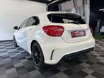 Mercedes-Benz A 180 benzine Full AMG-PACK bj. 10/2014 Euro 6, Auto's, Mercedes-Benz, Zwart, 4 cilinders, Alcantara, Wit