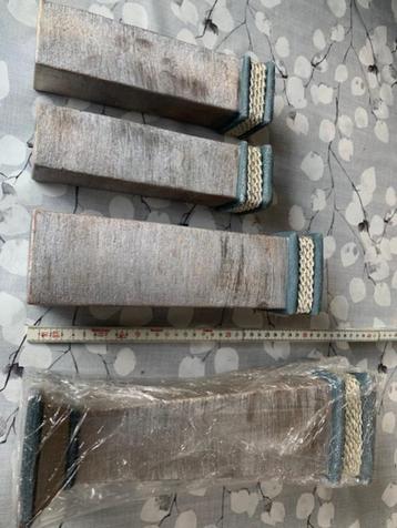 Lot ensemble de 4 vases beschikbaar voor biedingen
