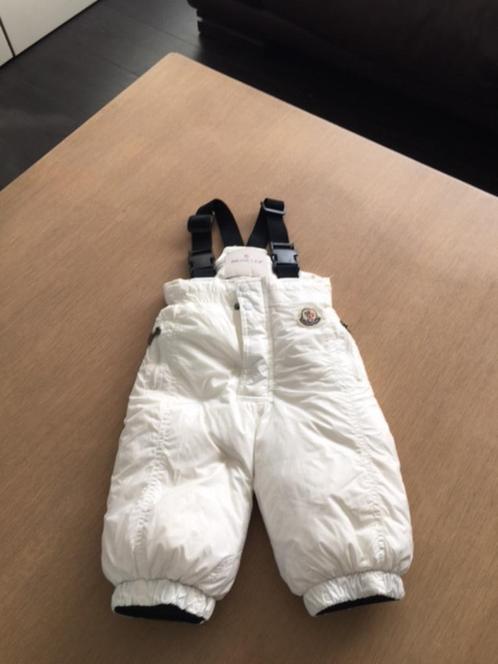 skibroekje moncler baby 12-18m - wit - ZGAN, Kinderen en Baby's, Babykleding | Maat 86, Zo goed als nieuw, Jongetje of Meisje