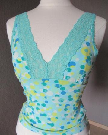 Nieuwe InWear top met groene kant, mt Medium beschikbaar voor biedingen