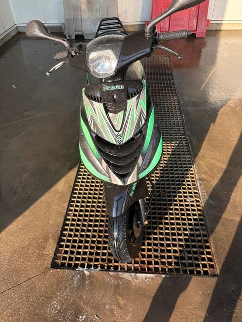 Piaggio zip 4 t iget, Fietsen en Brommers, Scooters | Piaggio, Zo goed als nieuw, Zip, Ophalen