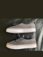 Basket neuve, Nieuw, Grijs