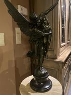 Bronzen beeld van Mercie, Ophalen