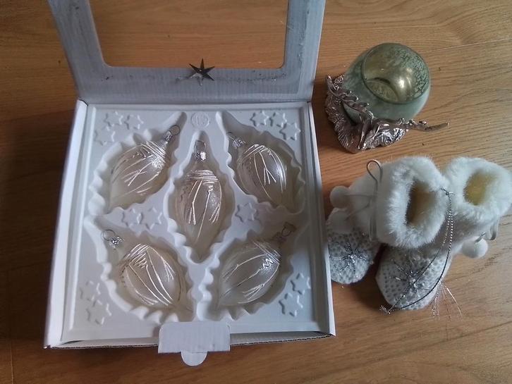 Lot décoration de Noël blanche et boules en verre, Maison & Meubles, Accessoires pour la Maison | Autre, Comme neuf, Enlèvement