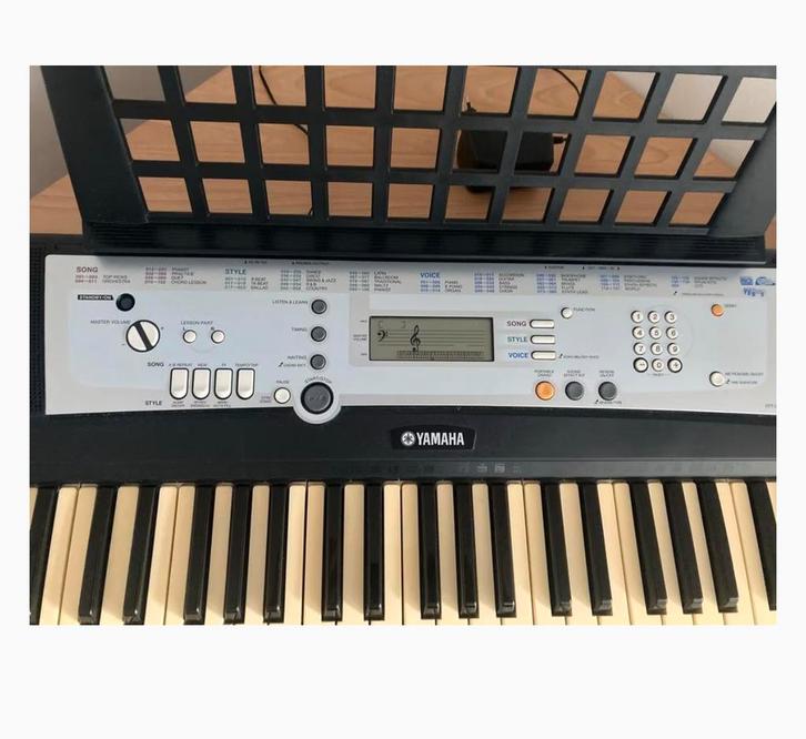 Yamaha Keyboard YPT 200, Muziek en Instrumenten, Keyboards, Zo goed als nieuw, Yamaha, Ophalen of Verzenden