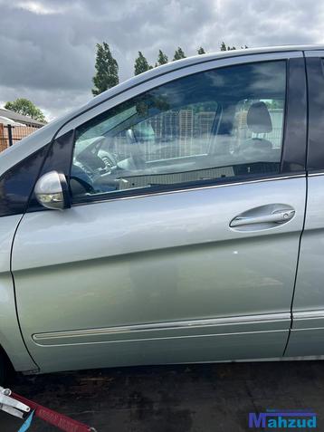 MERCEDES B KLASSE W245 ZILVER 761 links voor deur 2005-2011 beschikbaar voor biedingen