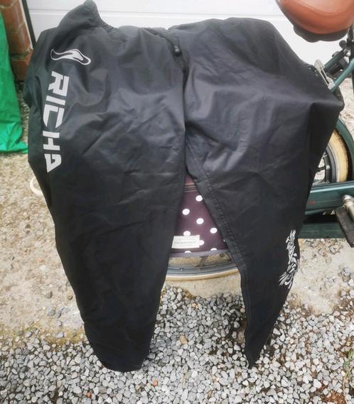 Pantalon de protection contre la pluie Richa pour femmes Med, Motos, Vêtements | Vêtements de moto, Pantalon | textile, Femmes