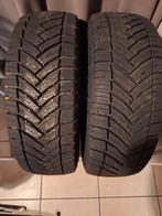 Deux pneus 4 saisons 215/70 R15 C 109/107S Michelin, Auto-onderdelen, Banden en Velgen, Ophalen, 15 inch, Nieuw, All Season