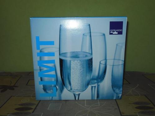 Leonardo champagne 11 glazen voor 25 euro, Verzamelen, Glas en Drinkglazen, Nieuw, Overige typen, Ophalen
