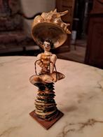 Dame in schelpen, Verzamelen, Ophalen