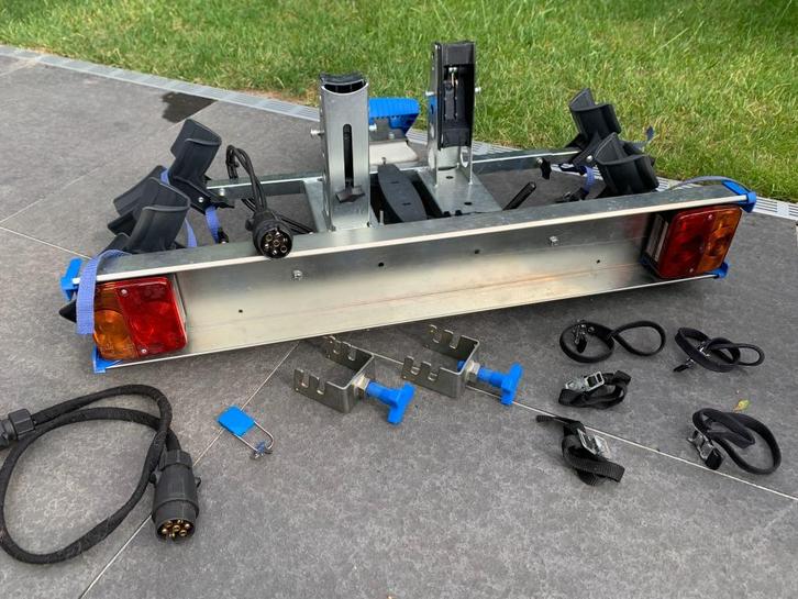 Mooie fietsendrager 2 fietsen - goeie staat - kantelbaar, Auto diversen, Fietsendragers, Gebruikt, 2 fietsen, Ophalen