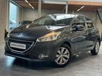 PEUGEOT 208 1.2i - Navi/Cruise/Handsfree, Auto's, Peugeot, Voorwielaandrijving, Euro 5, Stof, Zwart