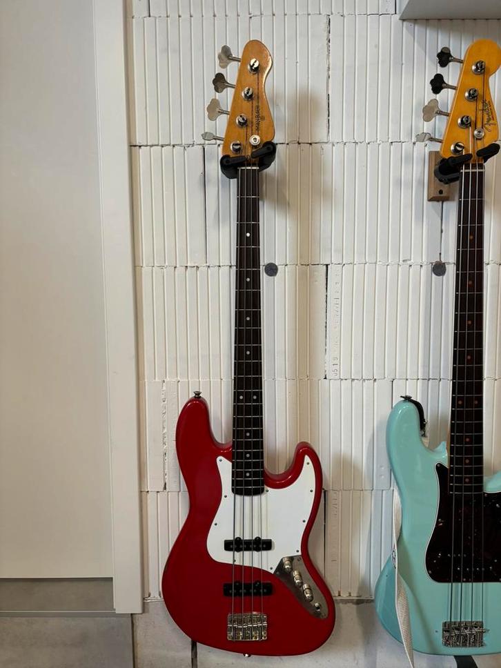 Maybach motone fiesta red jazz bas, Muziek en Instrumenten, Snaarinstrumenten | Gitaren | Bas, Zo goed als nieuw, Ophalen