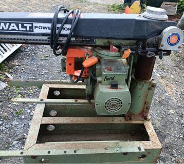Radiaalzaag op tafel DeWalt Power Shop DW 125 onderstel beschikbaar voor biedingen