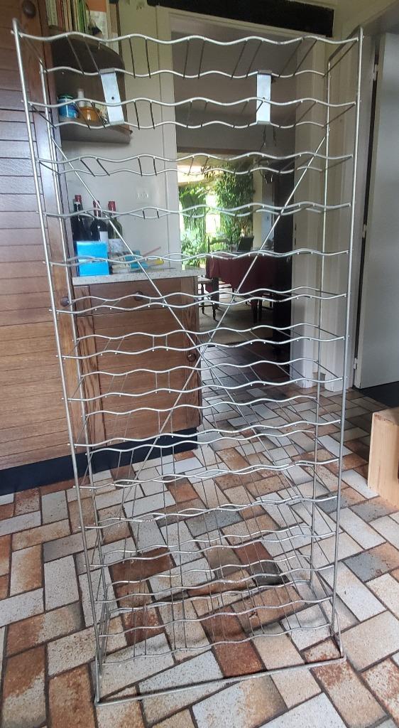 PORTE BOUTEILLES MÉTALLIQUE - 60 BOUTEILLES, Huis en Inrichting, Woonaccessoires | Wijnrekken, Zo goed als nieuw, Ophalen