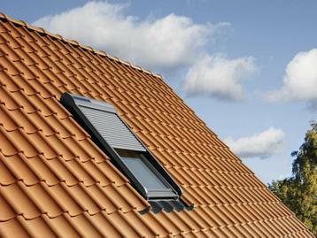 Volet velux 78x98 solaire beschikbaar voor biedingen