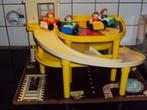 Fisher price, retro garage met 4 autootjes,4 popjes*VINTAGE*, Kinderen en Baby's, Speelgoed | Fisher-Price, Ophalen of Verzenden