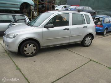 Onderdelen Mazda 2 1.4 Dynamic 2004 beschikbaar voor biedingen