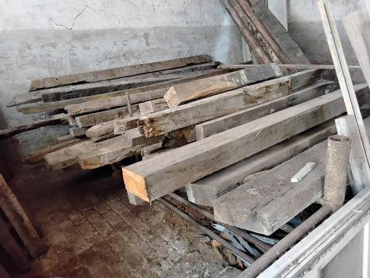 oude eiken balken van afbraak., Doe-het-zelf en Bouw, Hout en Planken, Gebruikt, Eiken, Ophalen