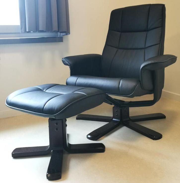 zetel met bijhorende voetbank, Huis en Inrichting, Fauteuils, Gebruikt, Ophalen