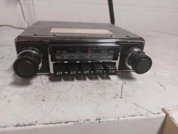Sharp oldtimer FM autoradio kan op 6V en op 12V werken beschikbaar voor biedingen