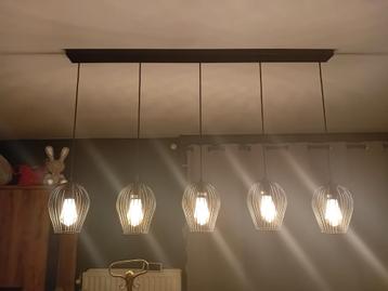 Zeer mooie plafond hanglamp beschikbaar voor biedingen