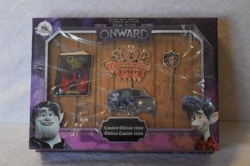 Limited edition pin set Onward beschikbaar voor biedingen