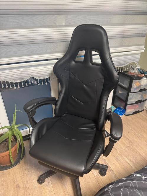 Gamingstoel zoals nieuw, Huis en Inrichting, Bureaustoelen, Zo goed als nieuw, Ophalen