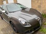 Alfa giulietta 1.6jtdm 2012, Auto's, Alfa Romeo, Voorwielaandrijving, Euro 5, Zwart, Bruin