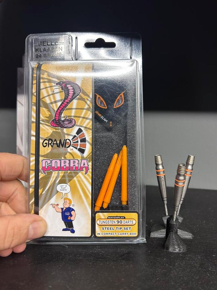 Darts Jelle Klaasen Grand Slam, Sport en Fitness, Darts, Nieuw, Flights, Ophalen