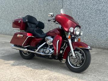 *** Harley Davidson Street Glide Ultra *** 