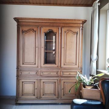Kast, Enlèvement, Comme neuf