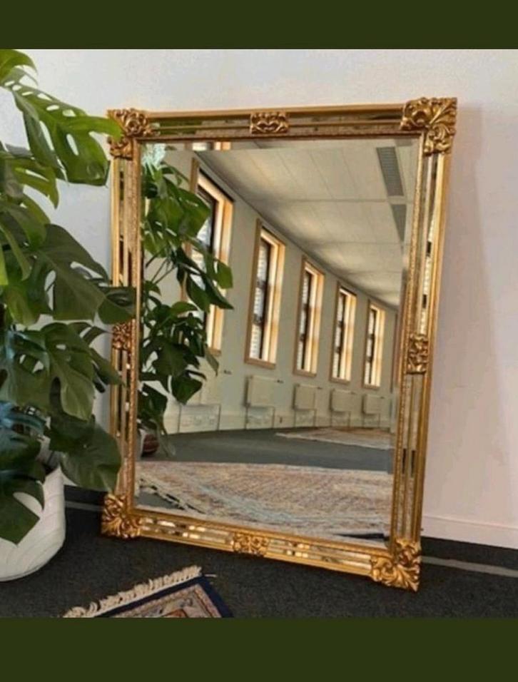prachtige vergulde spiegel, Huis en Inrichting, Woonaccessoires | Spiegels, Zo goed als nieuw, Rond, Ophalen