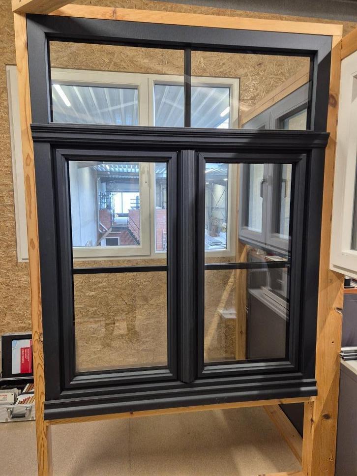 PVC raam, Doe-het-zelf en Bouw, Raamkozijnen en Schuifdeuren, Zo goed als nieuw, Raamkozijn, Kunststof, 150 tot 225 cm, 75 tot 150 cm